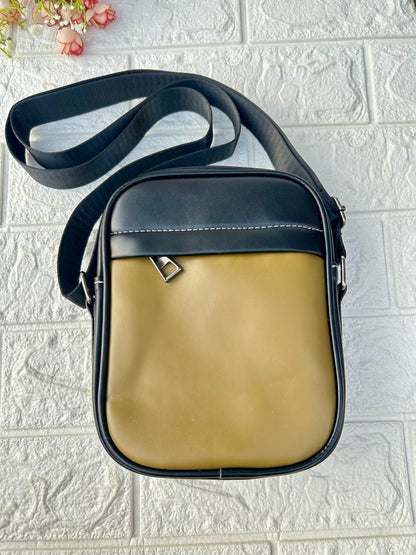 BoldMove Men’s Sling