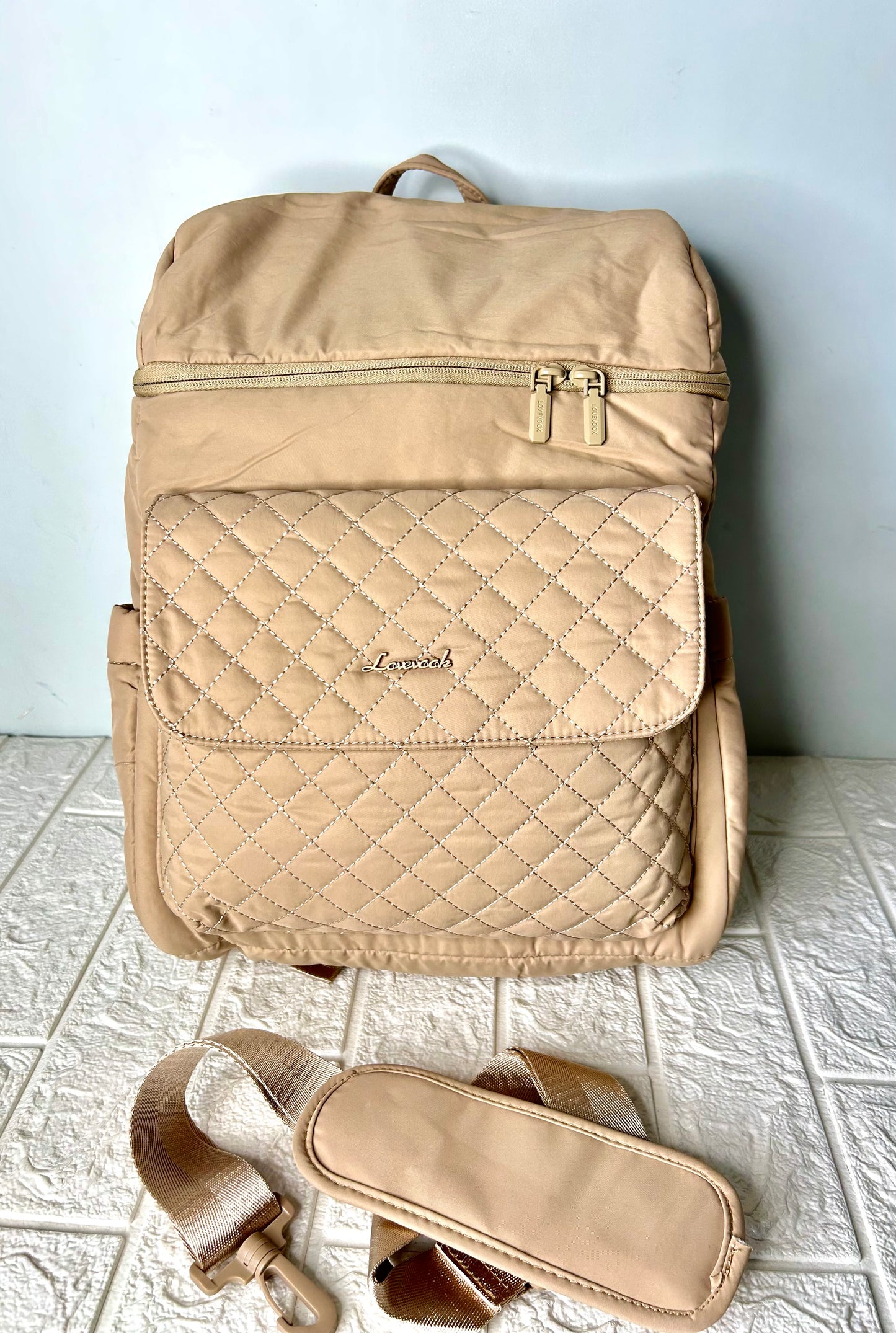 CloudCarry Backpack