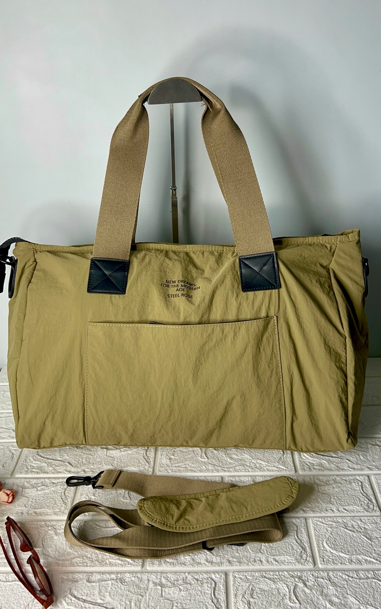 TravelMate-4