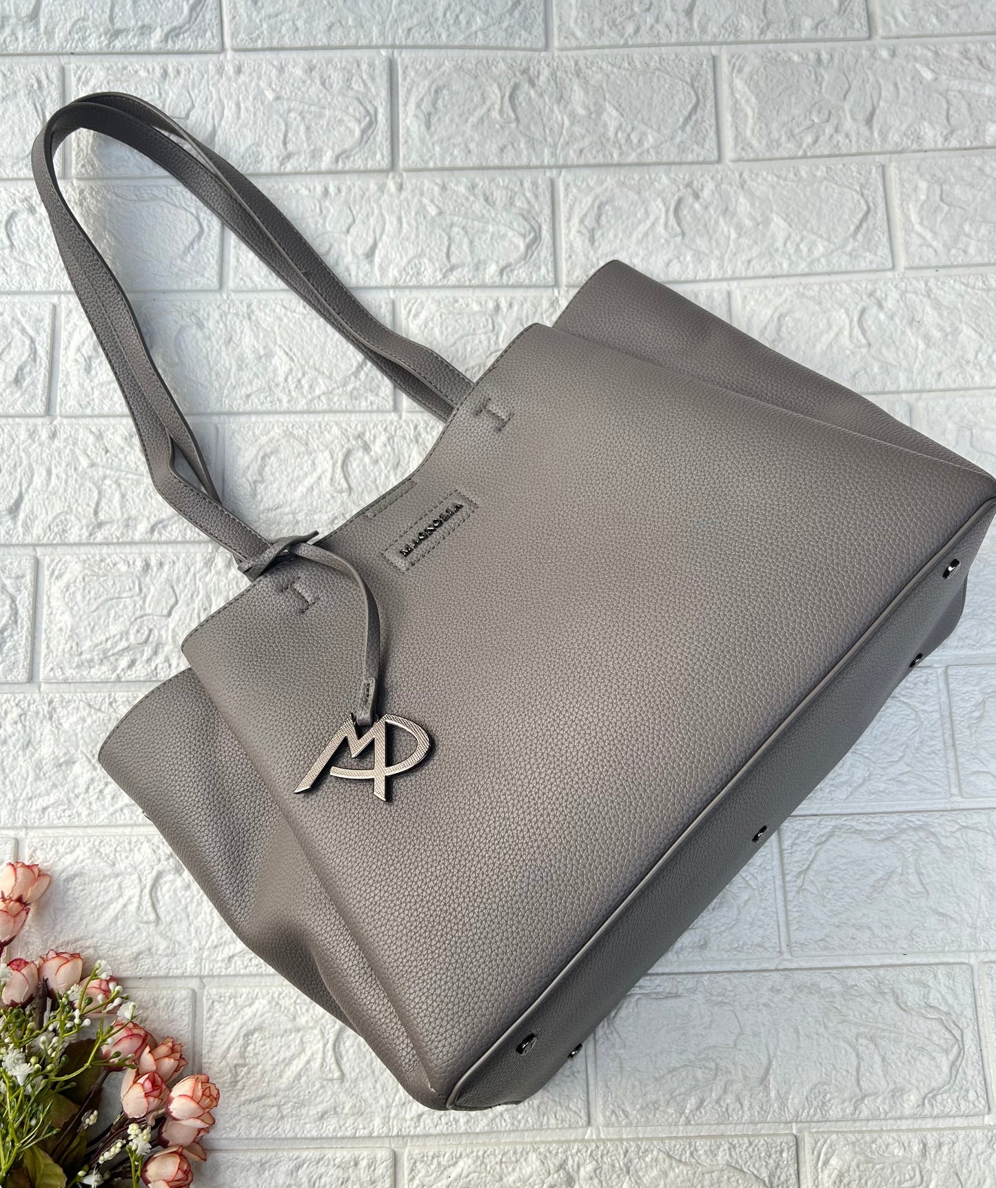 Accent Tote
