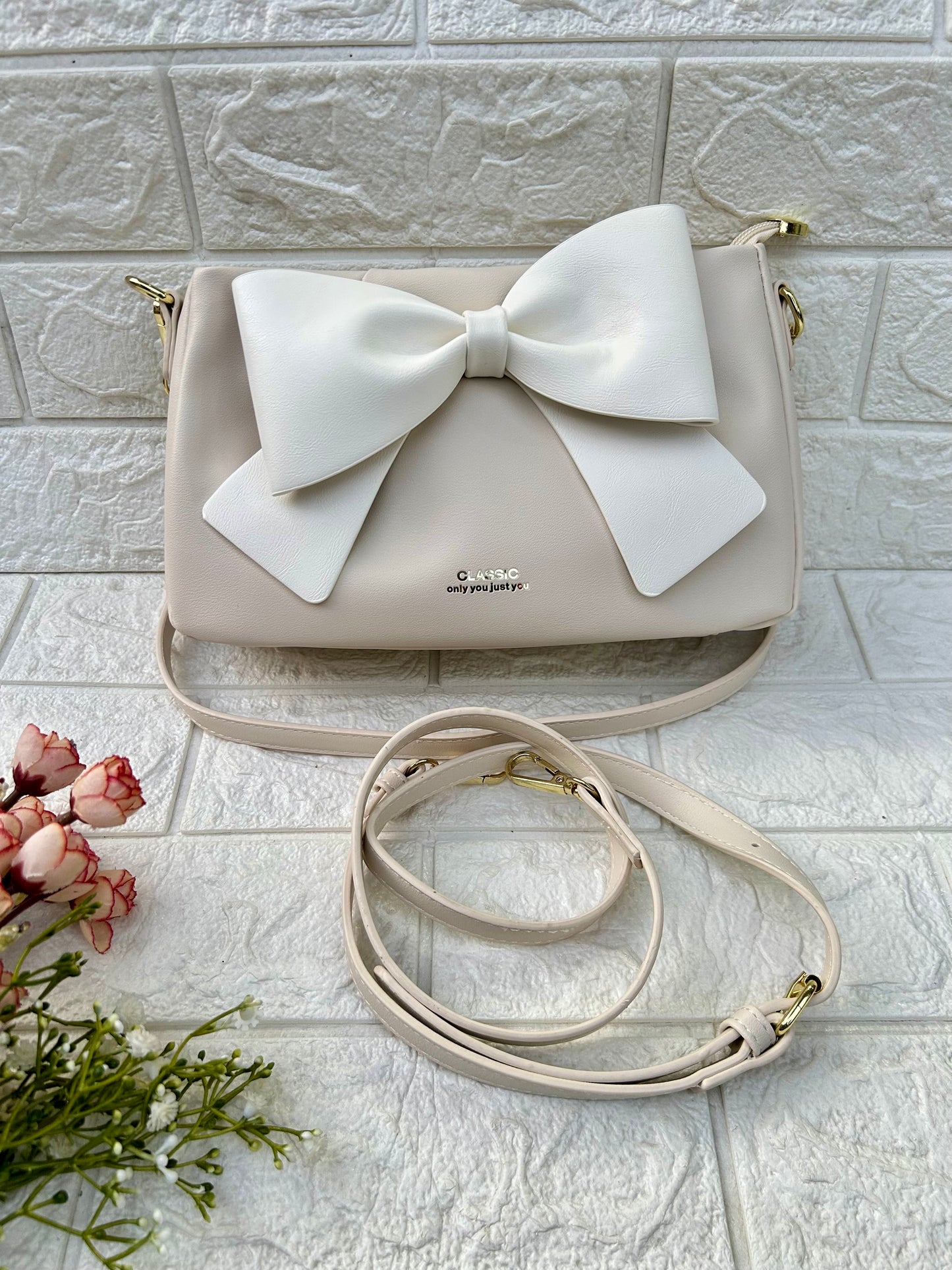 Bow Box Sling