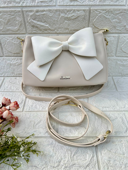 Bow Box Sling