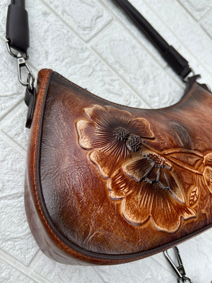Vintage shoulder!