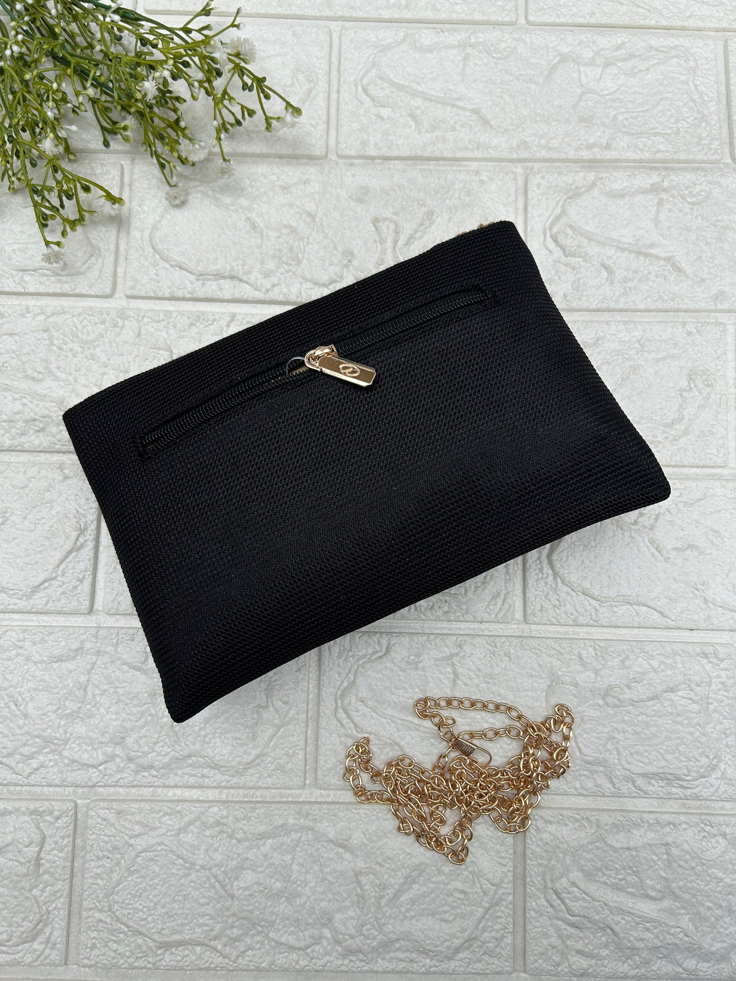 Shine & Chic 10
