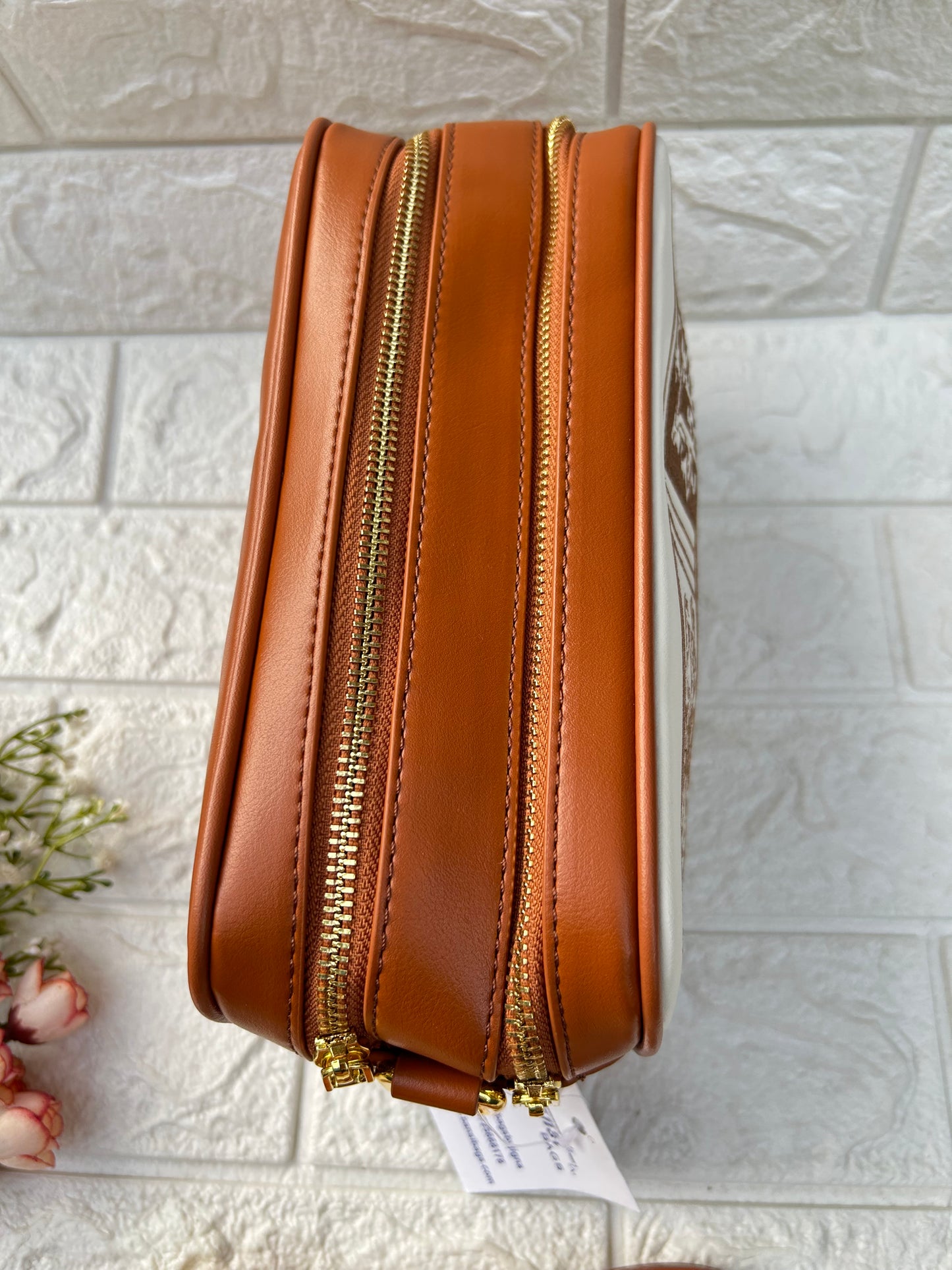 Glamora Sling