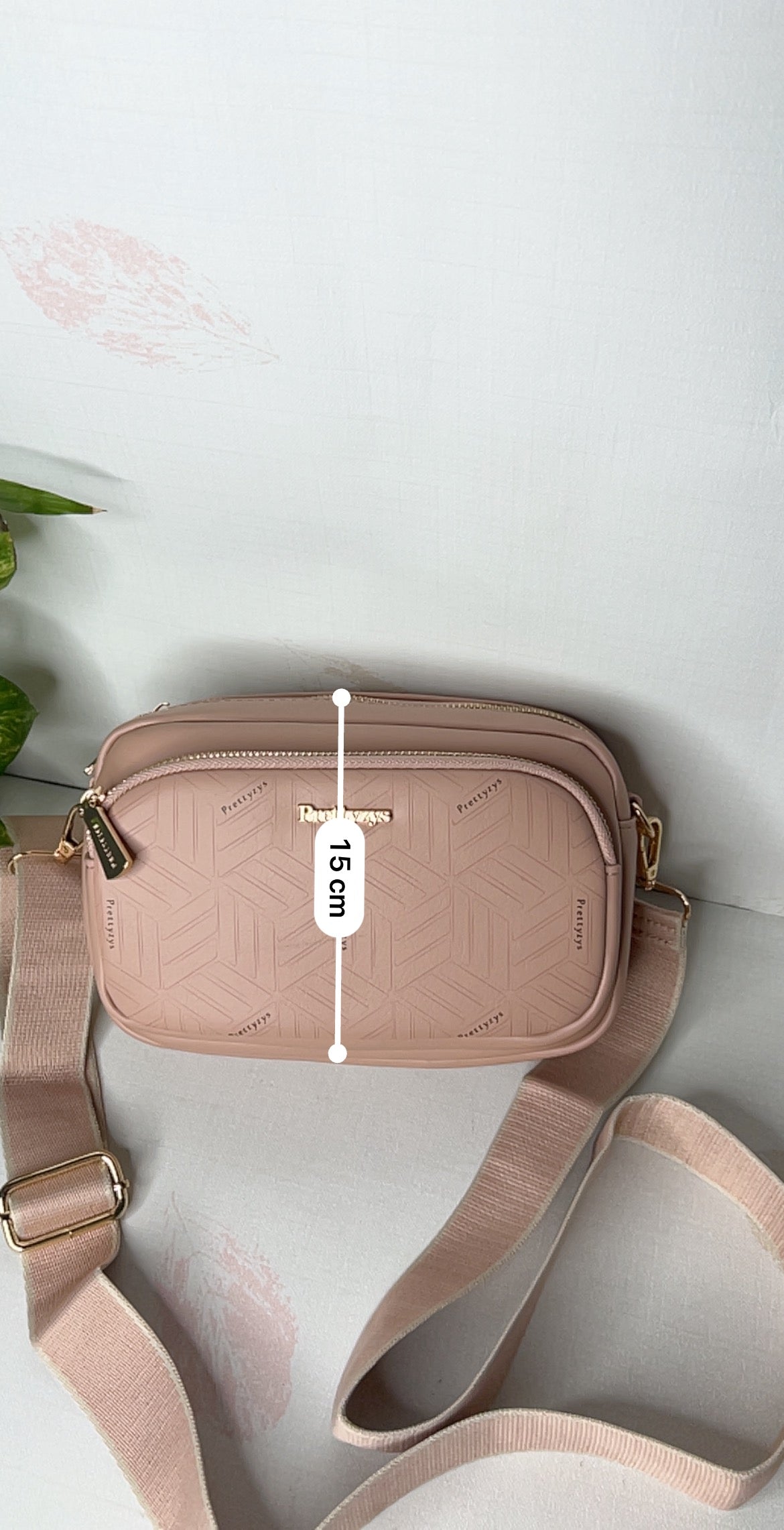 Luma Sling Bag