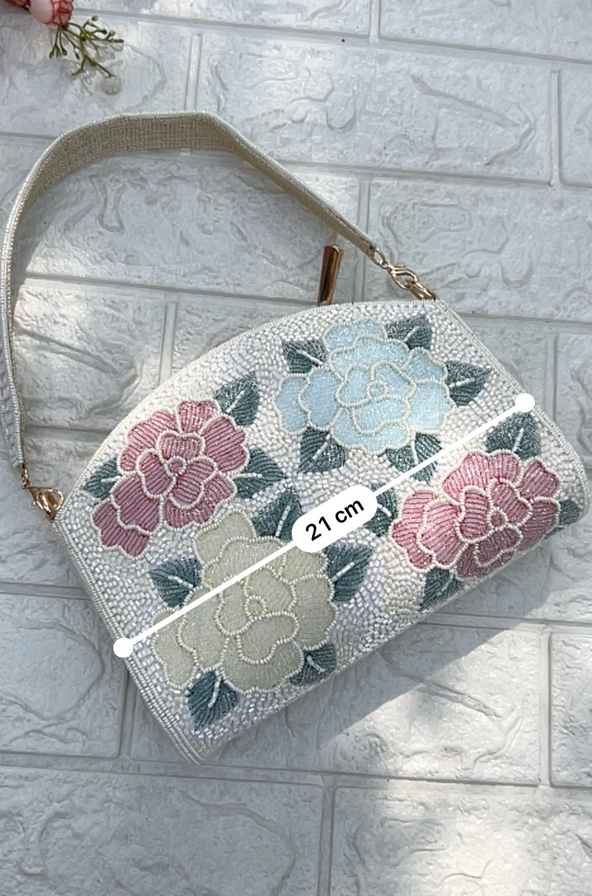 Moti Mehfil bag-1