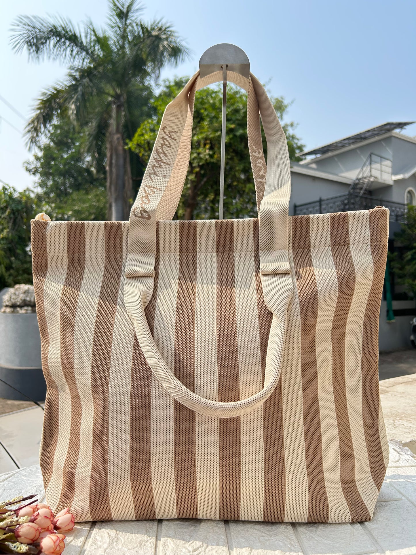 Tote Affair
