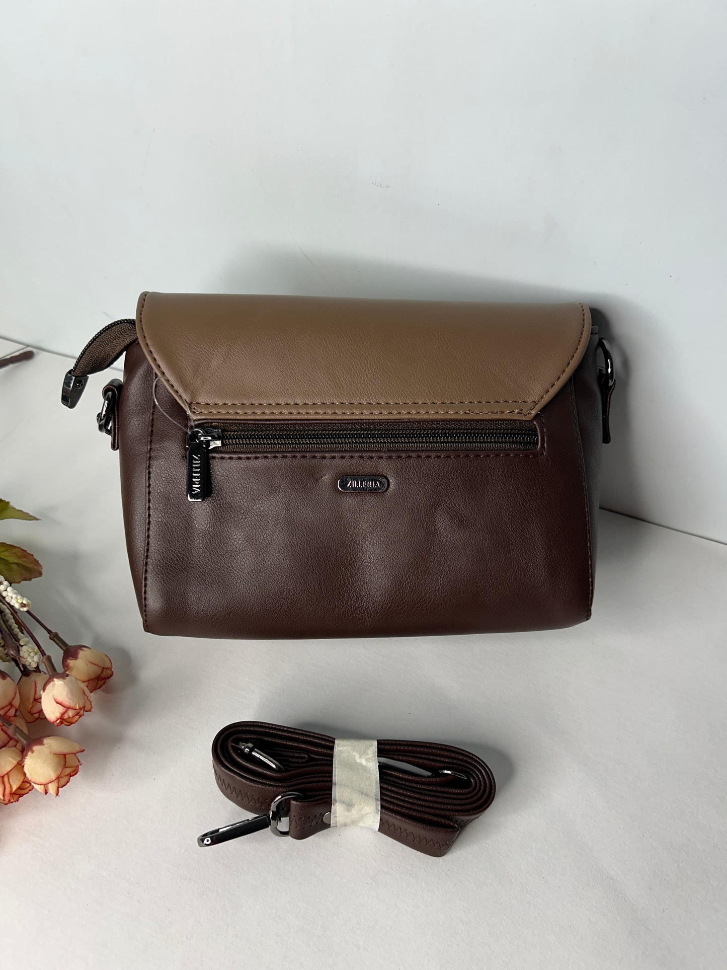 Aira Sling Bag