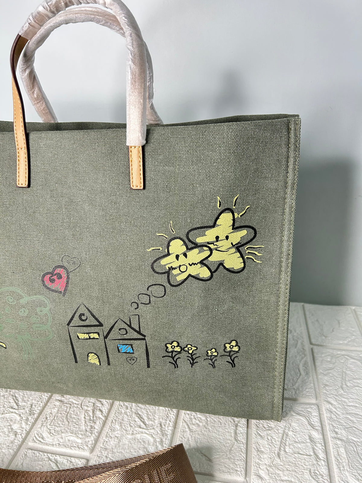 Voyage Handbag