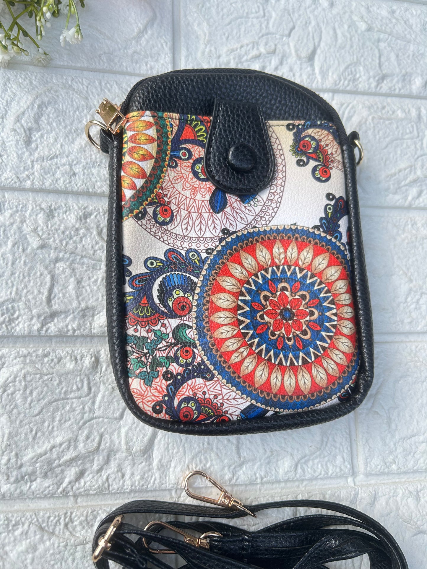 Preety Mobile Sling 3
