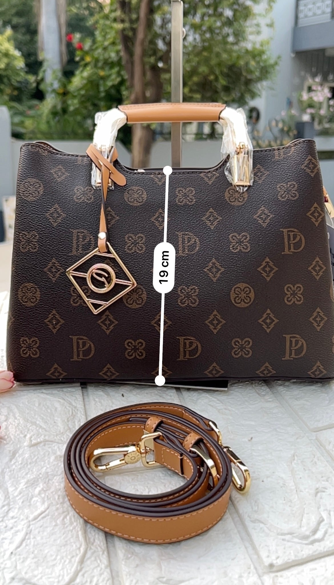 Vogue HandBag 1