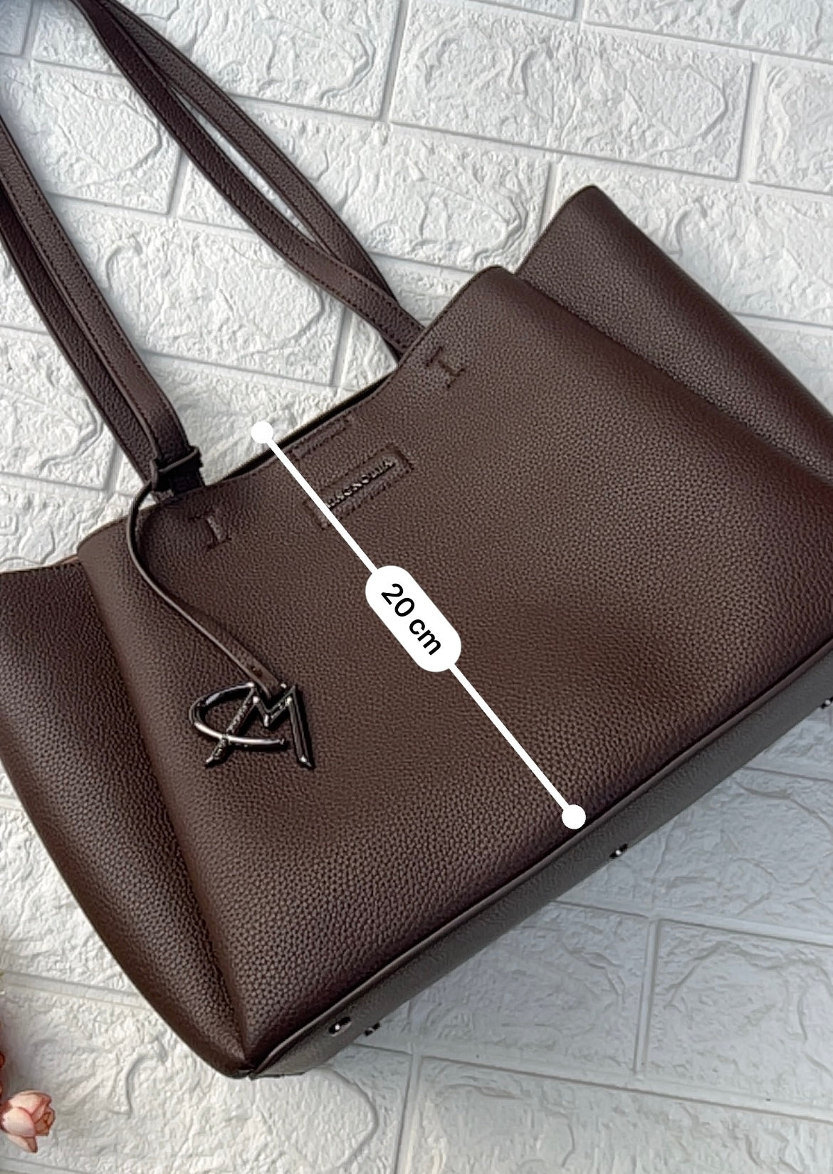 Accent Tote