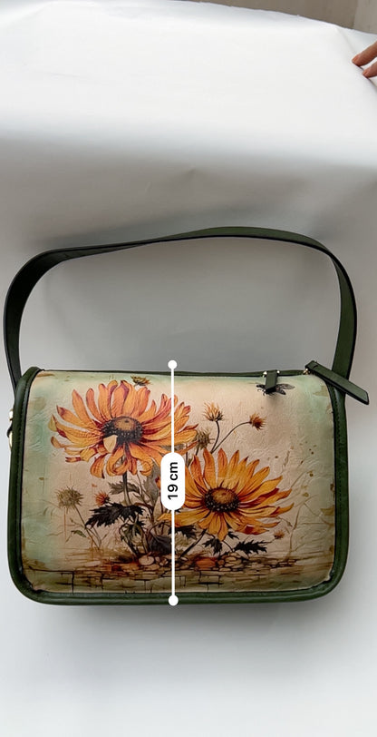 Vintage Handbag 👜