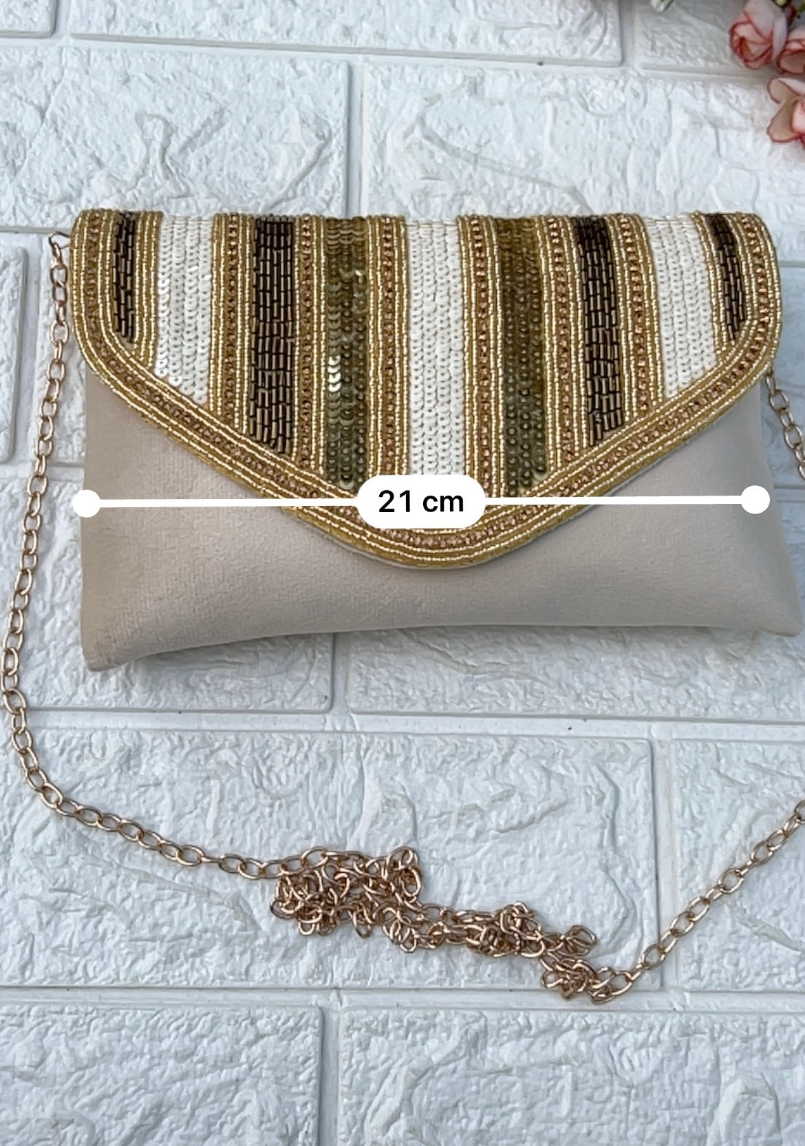 Chic & Shine Clutch-1