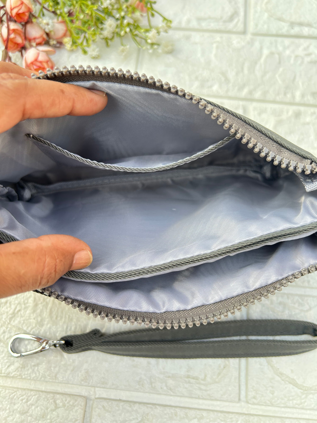 DuraTuff Clutch Sling
