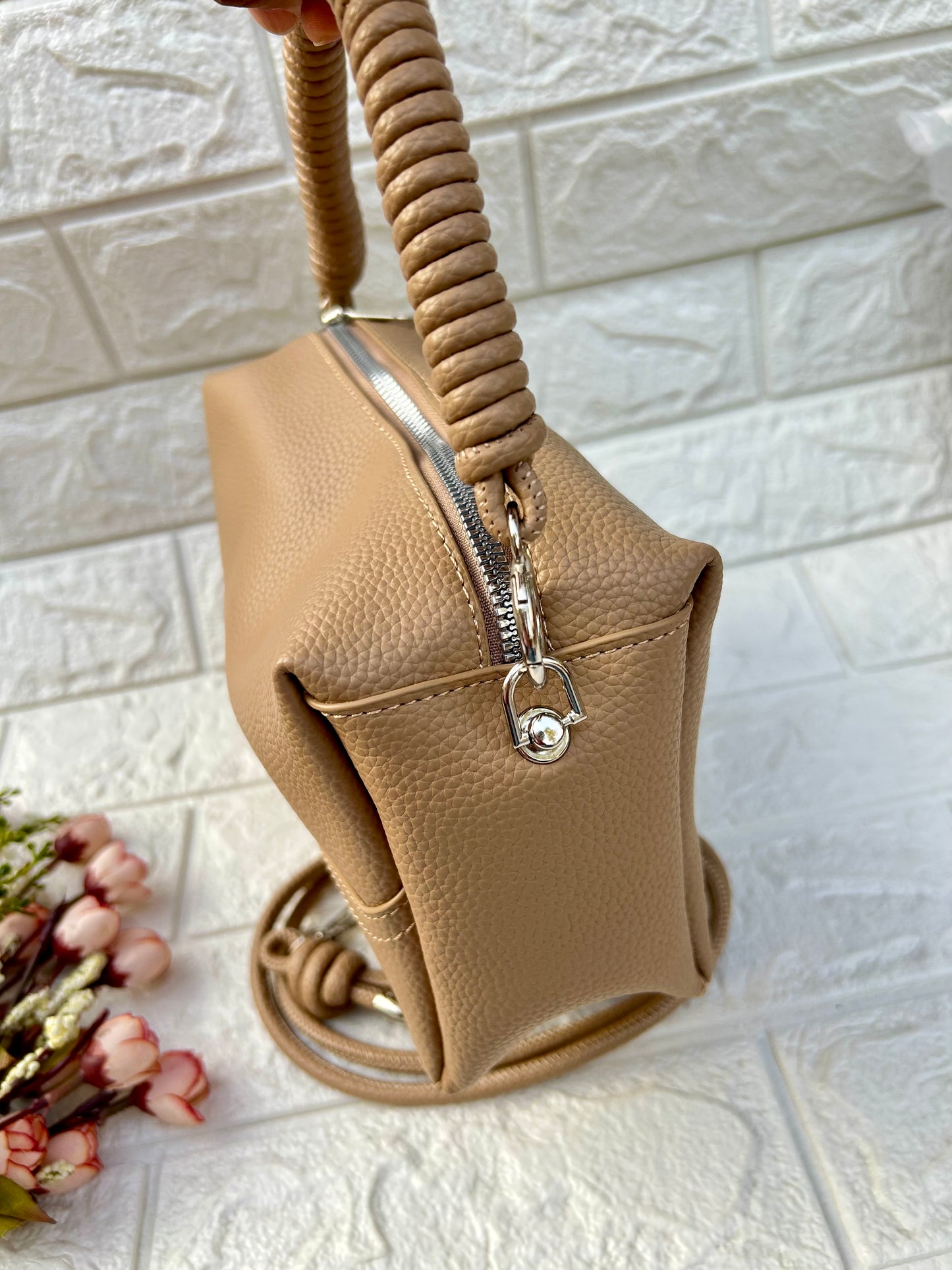 EaseVibe Bag