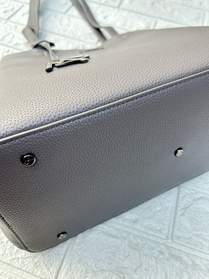 Accent Tote