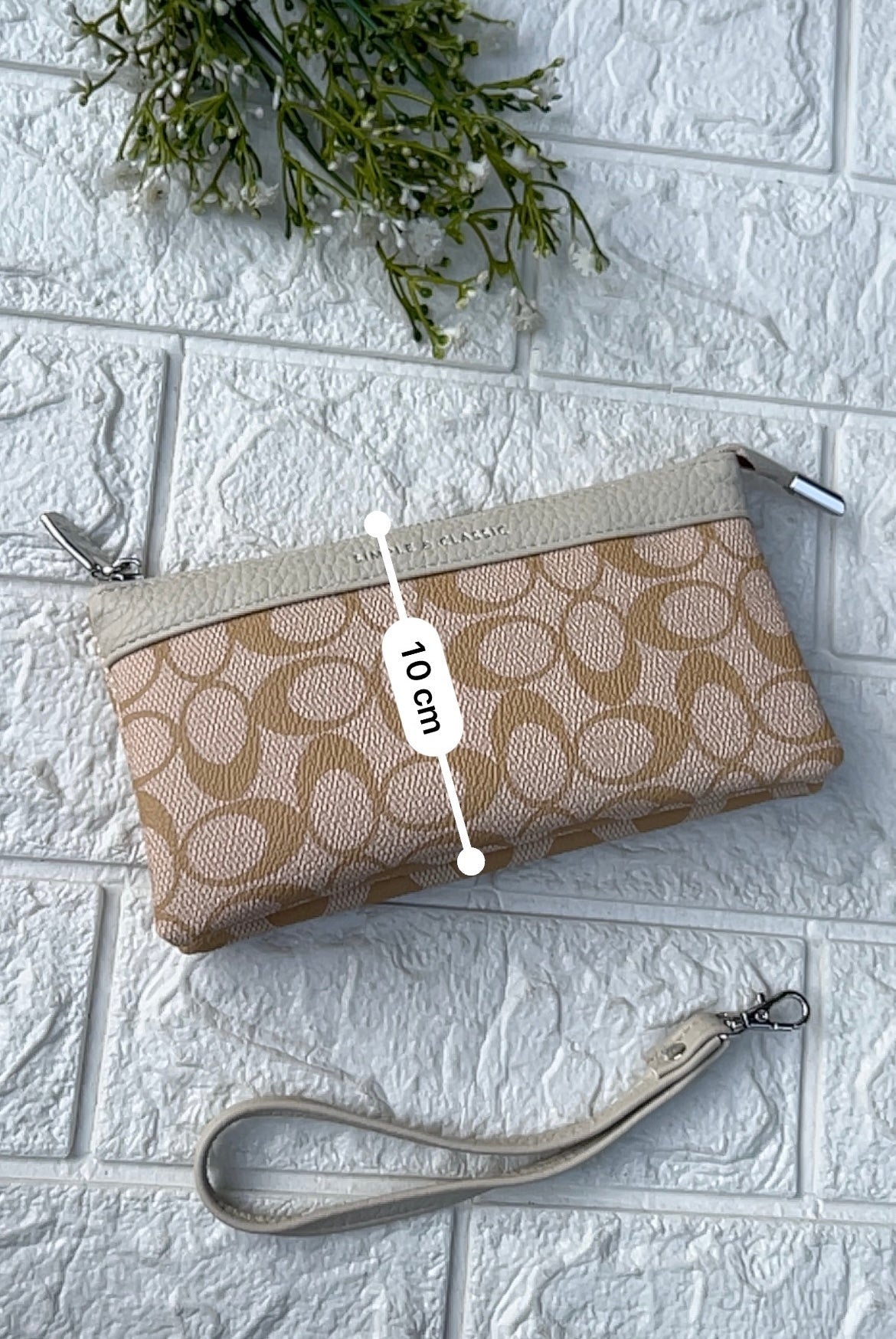 Smart Wristlet