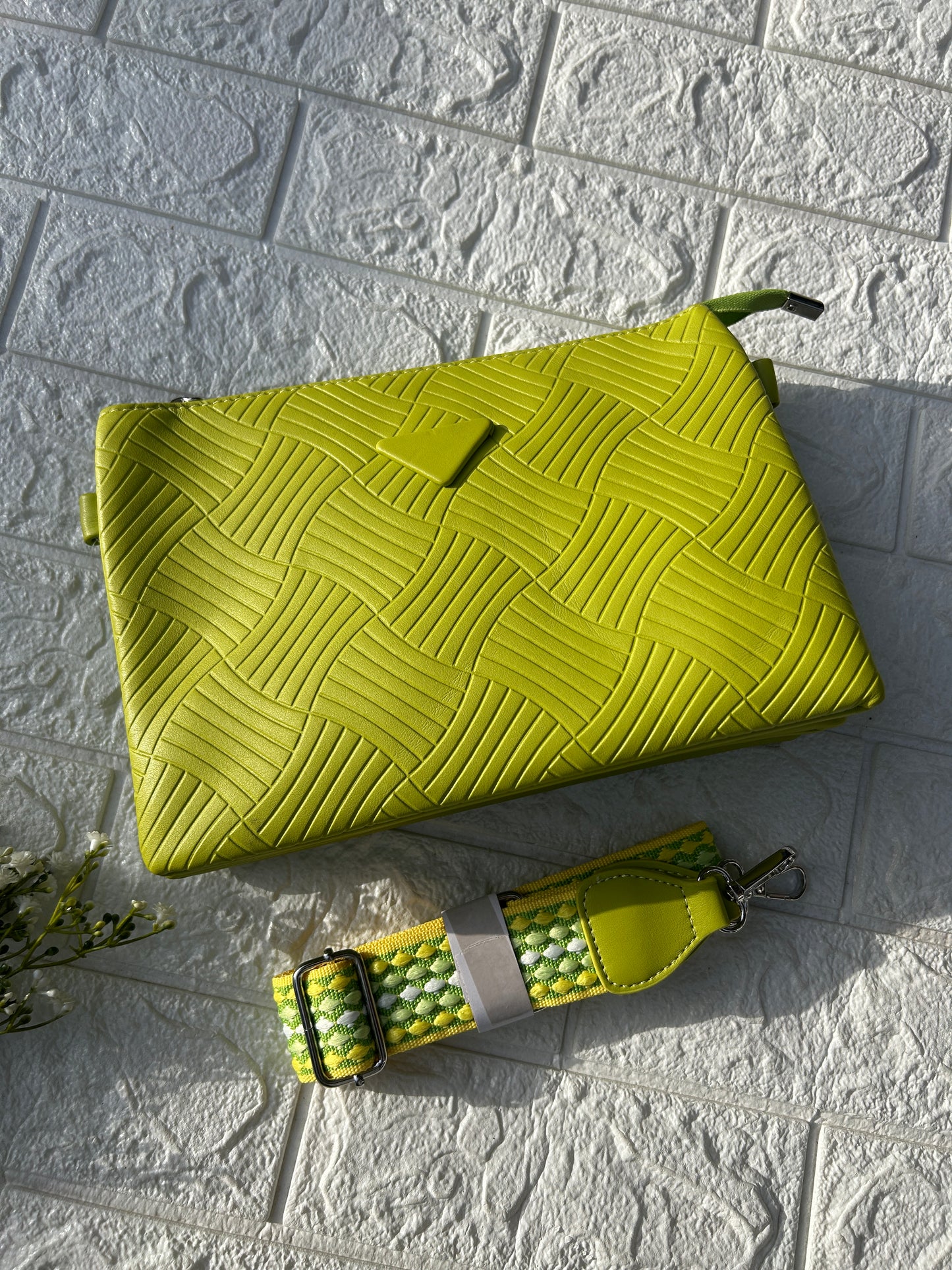 Belleza Sling Bag