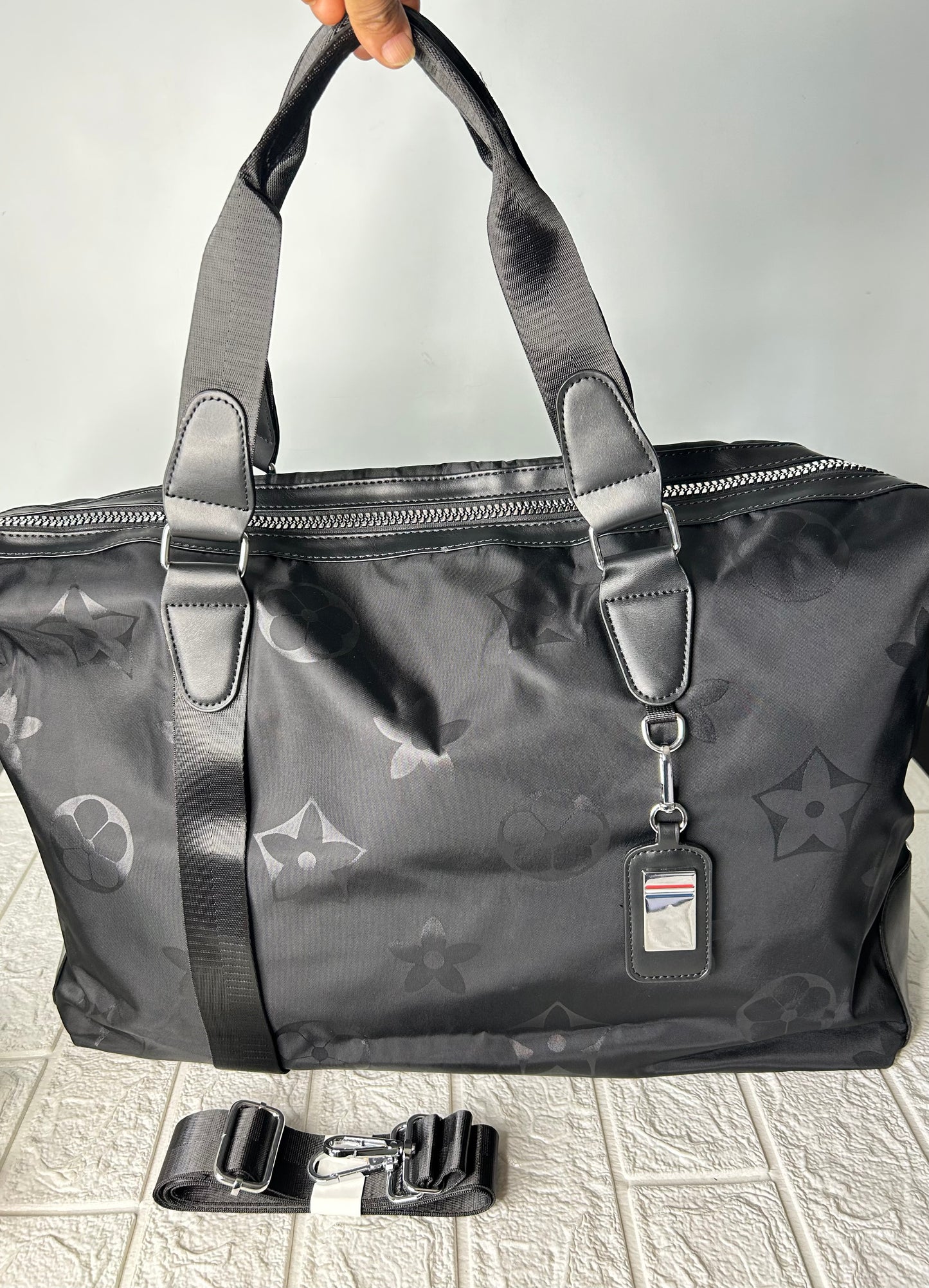 Dura Traveling Bag-1