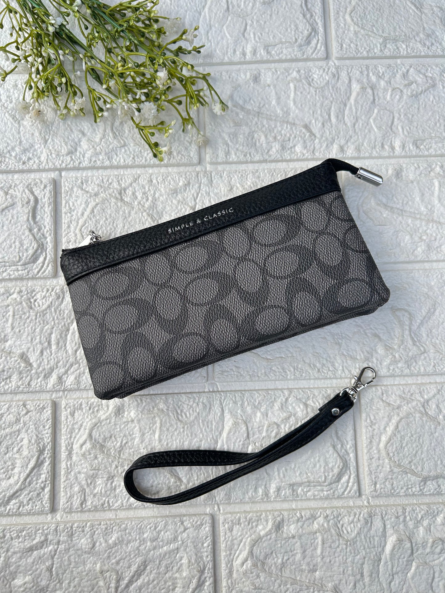 Smart Wristlet
