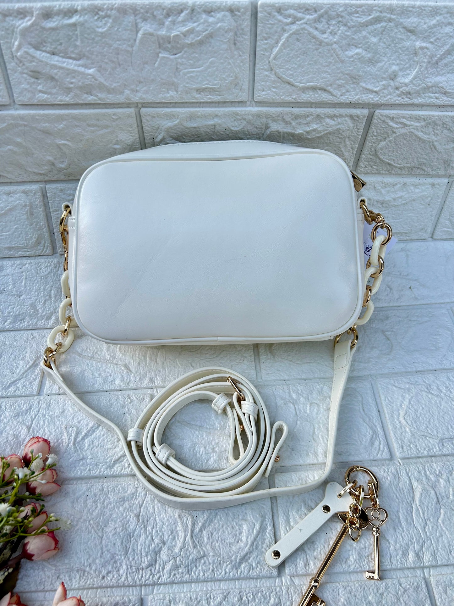 White luxe bag