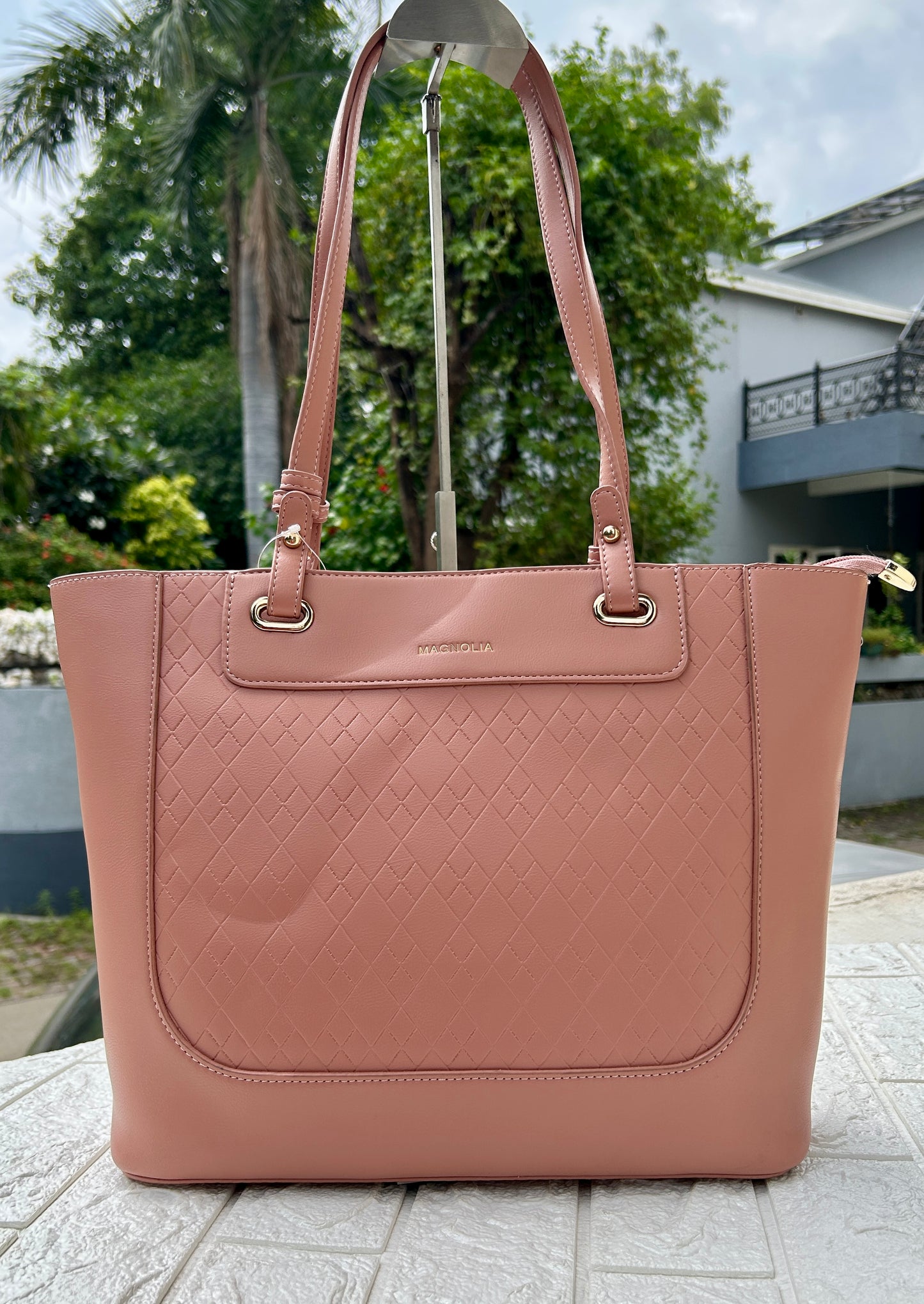 Liora Shoulder Bag