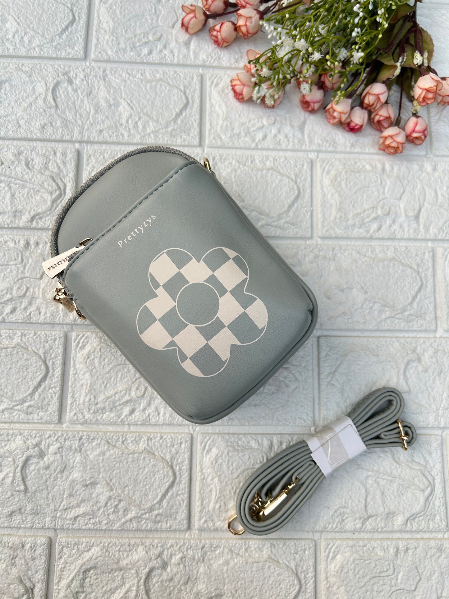 Pretty Mobile Sling
