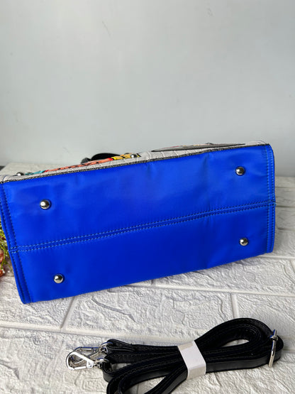Artviva Handbag-2