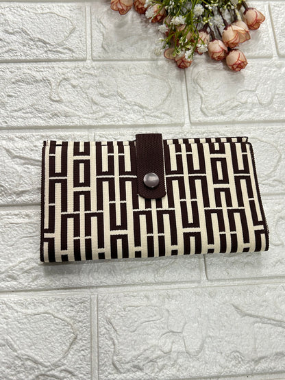 Knit wallet