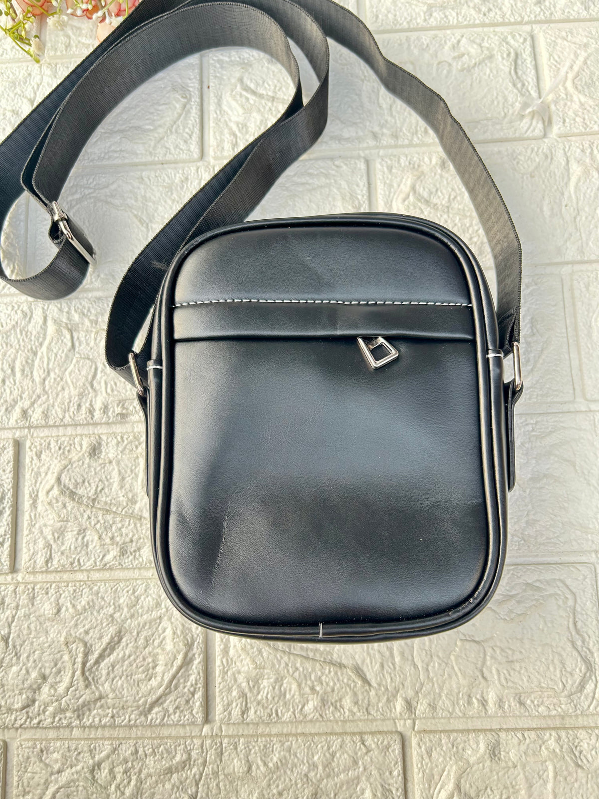 BoldMove Men’s Sling