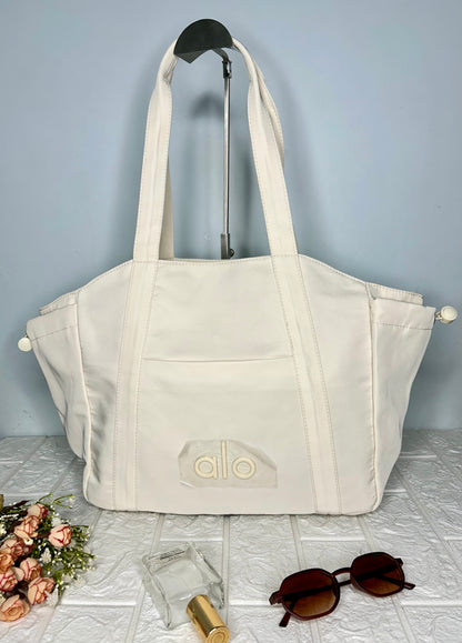 VivaPop Shoulder Bag-2