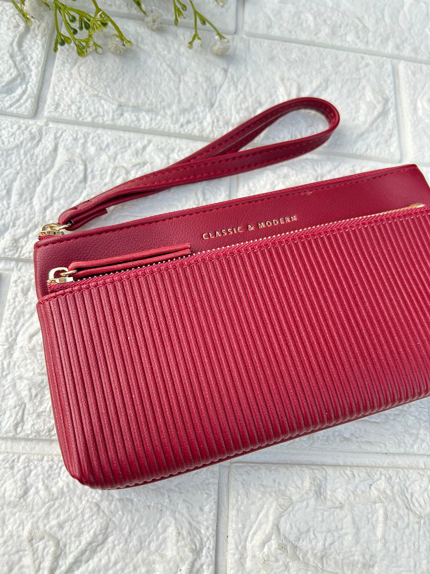 Smart Wristlet