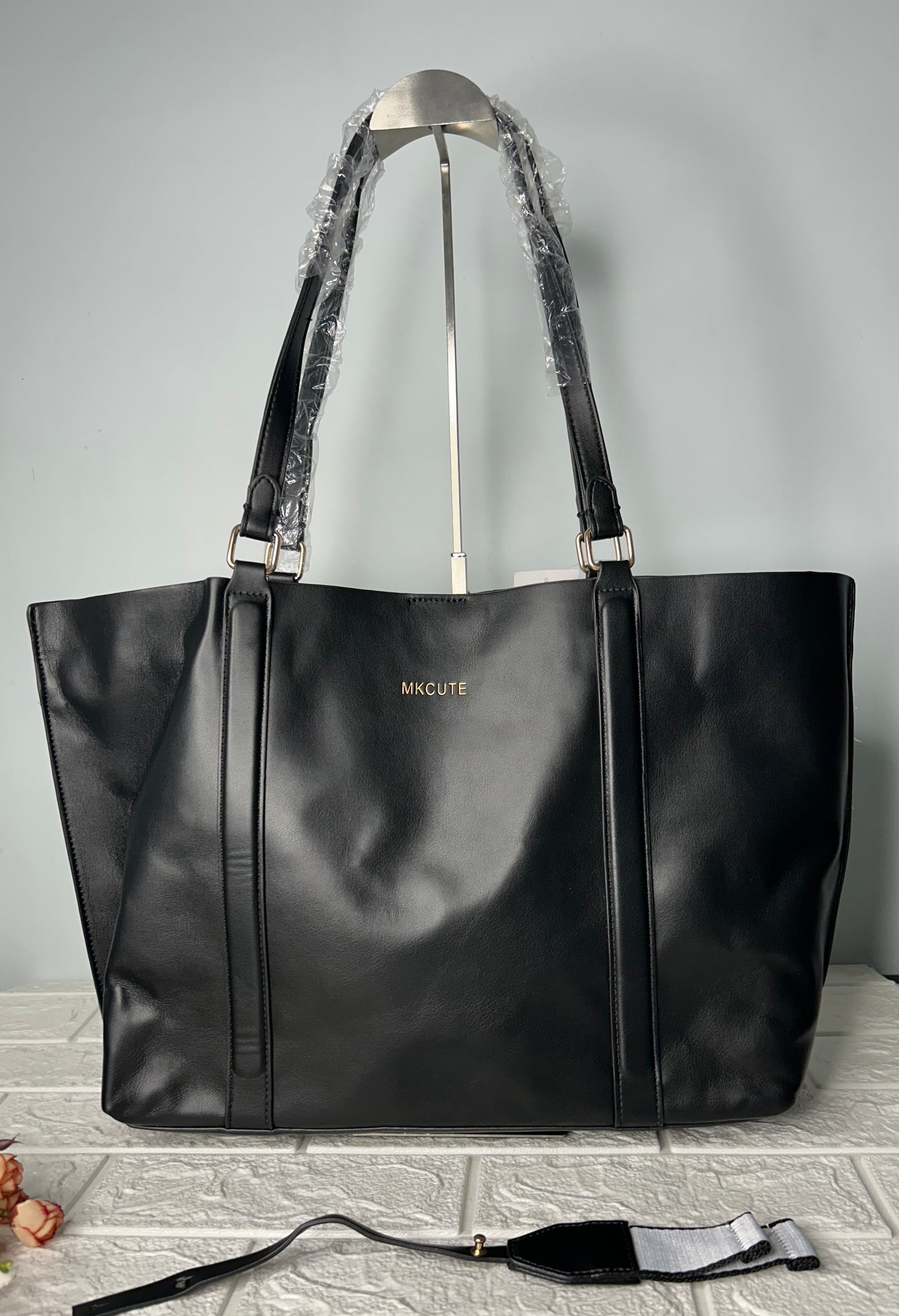 Executive Tote