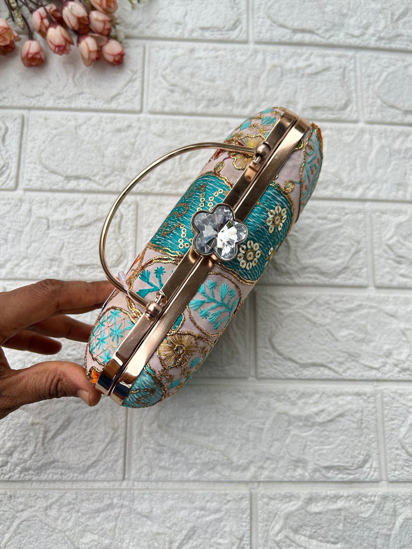 Chic Clutch
