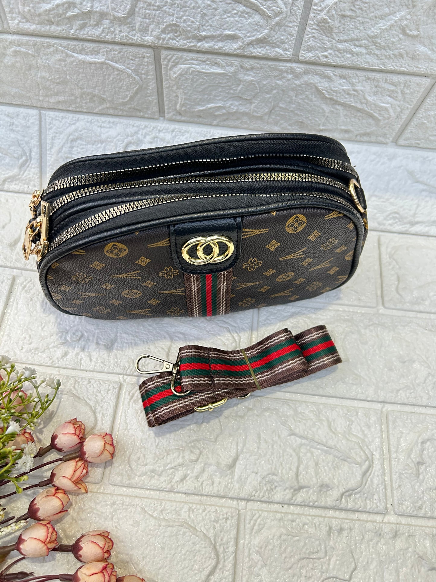 Preety Sling