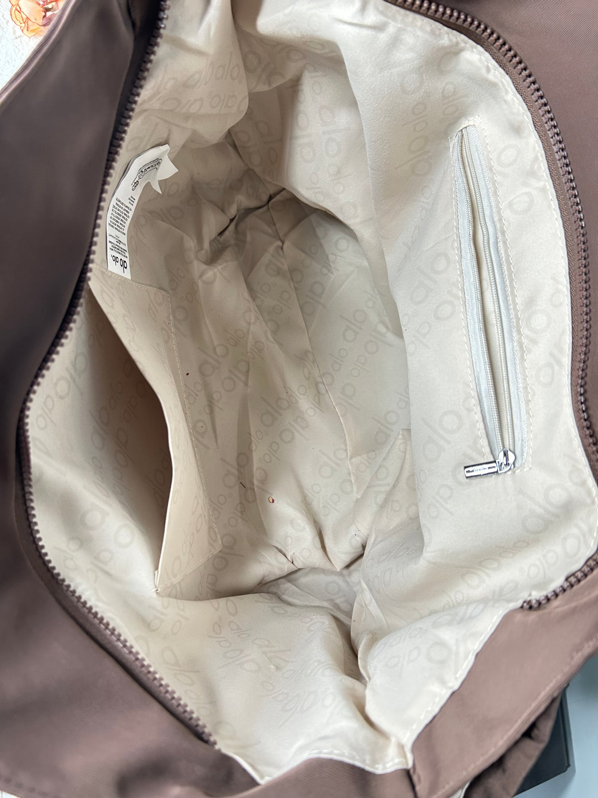 VivaPop Shoulder Bag-2