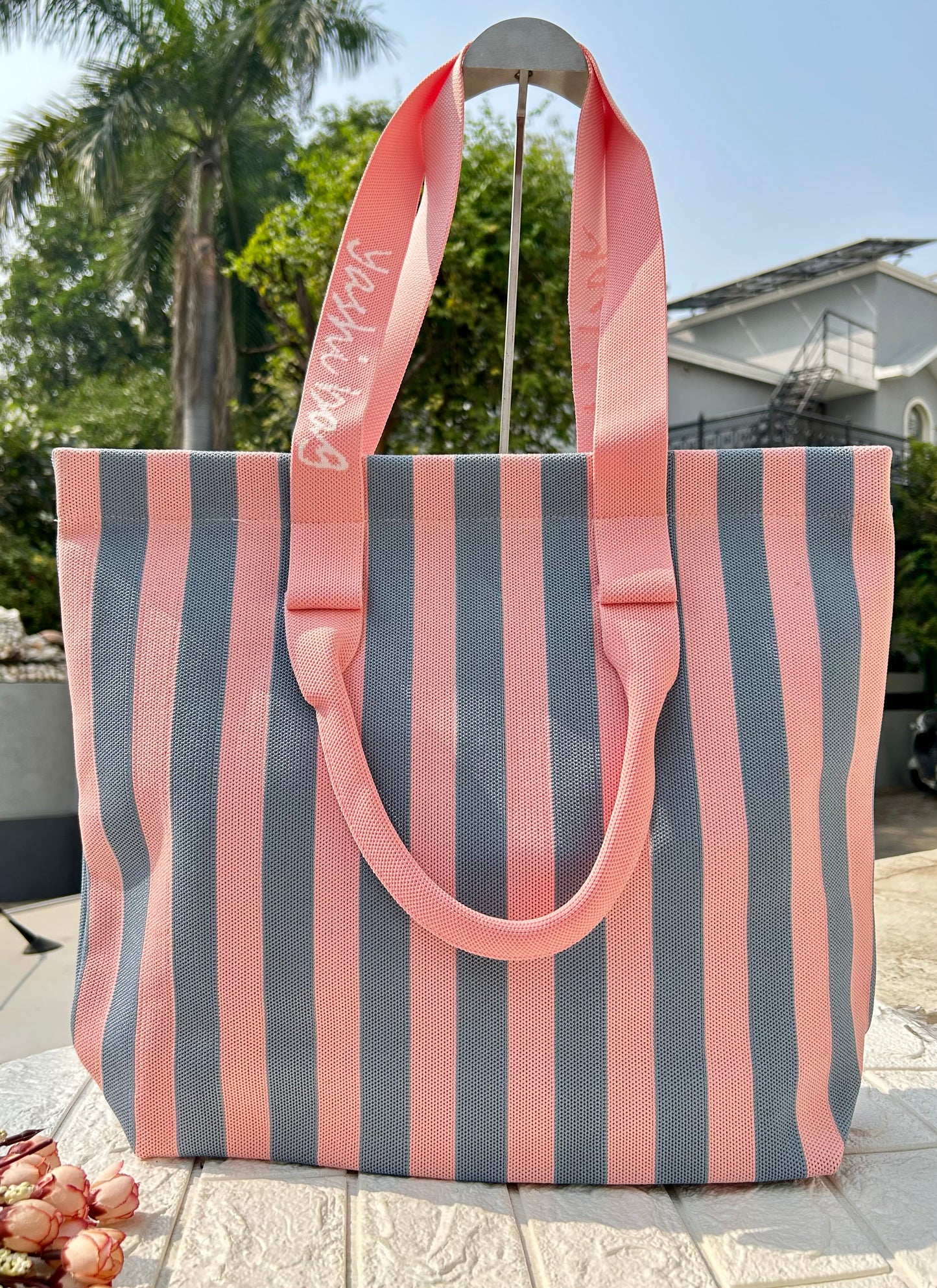 Tote Affair