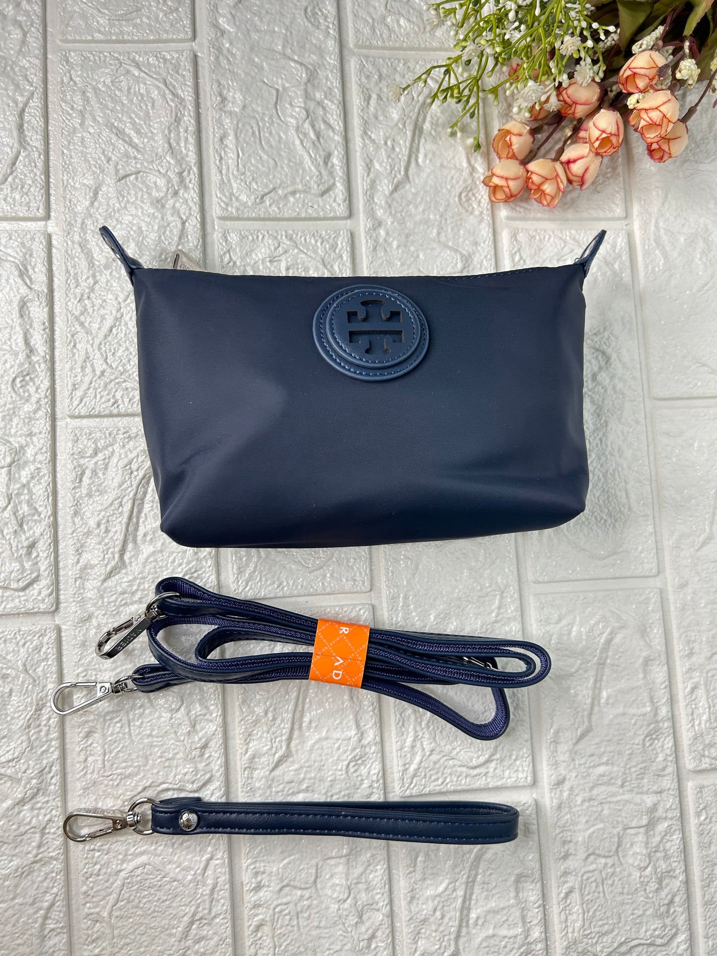 Daily Daisy Sling