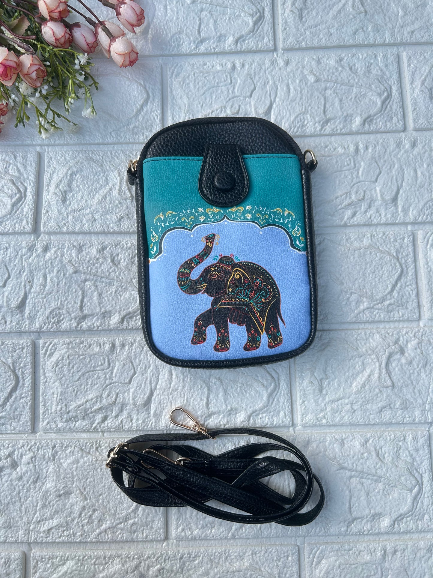 Preety Mobile Sling 3