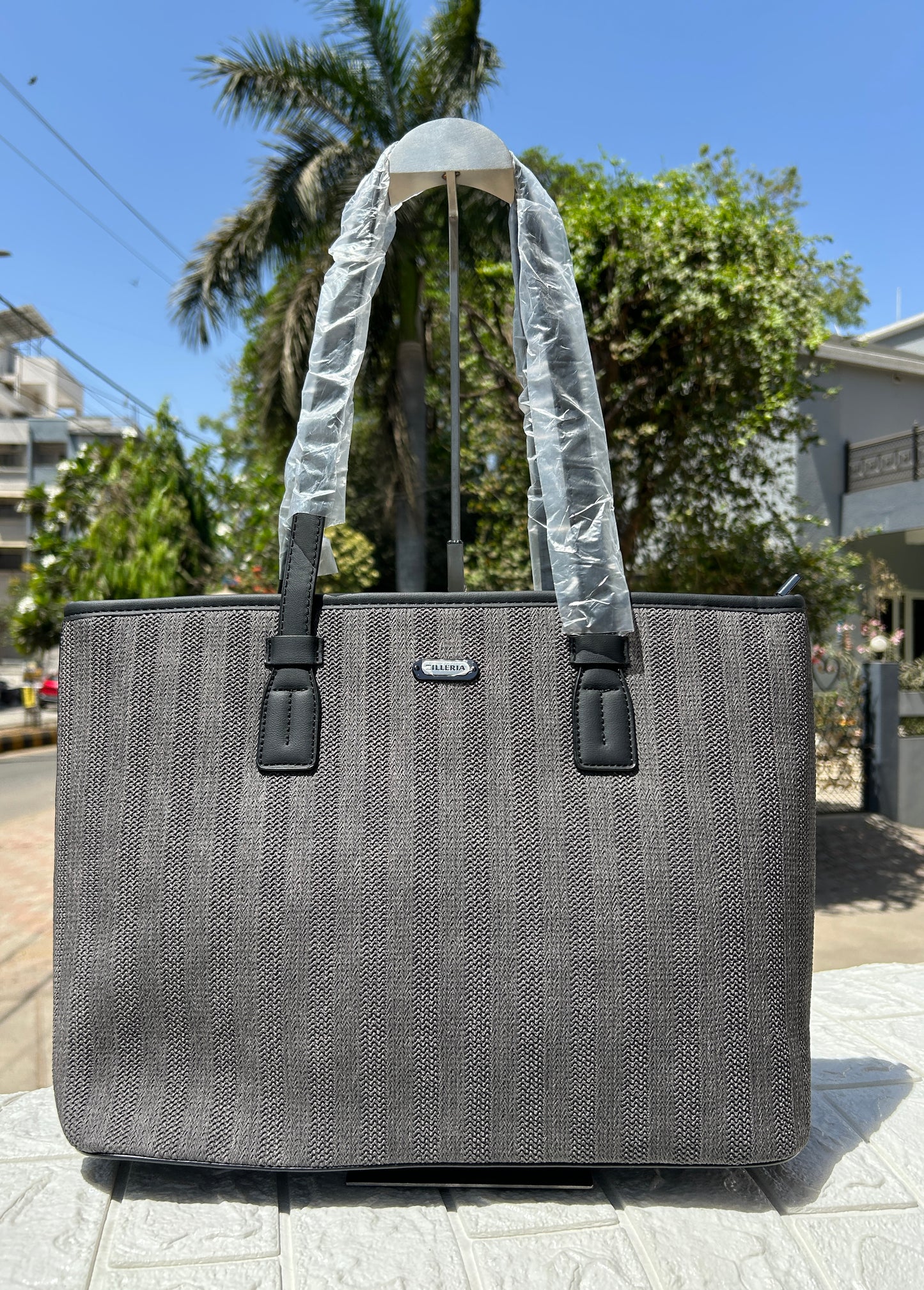 Verne Shoulder bag