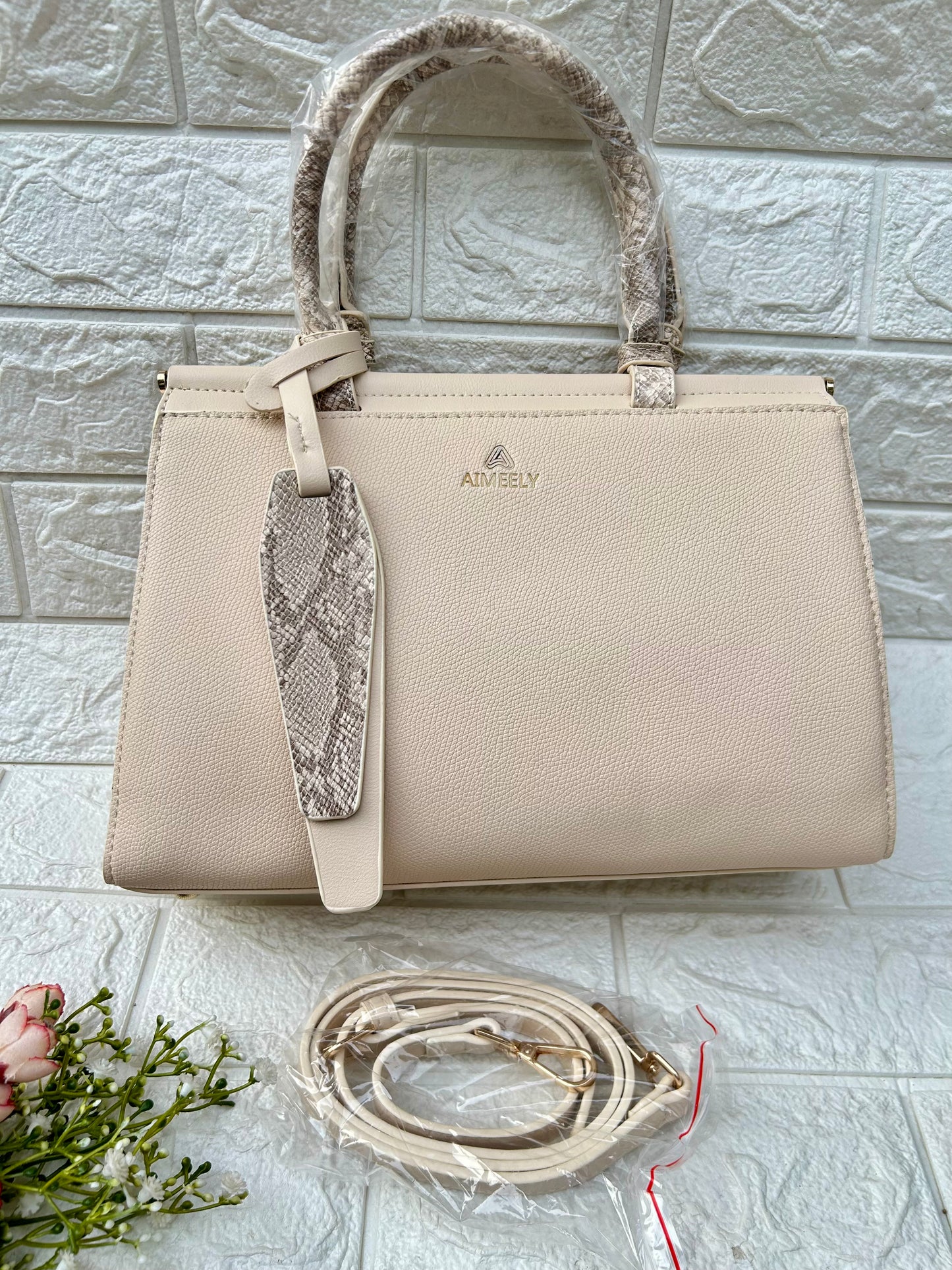Classy Carry Handbag-1