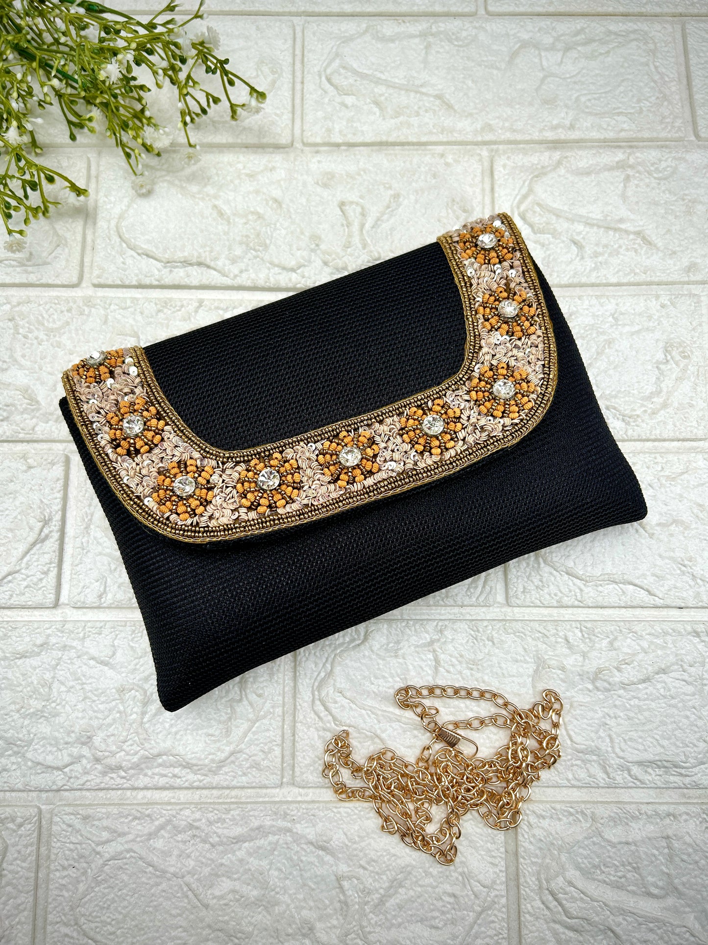 Shine & Chic 10