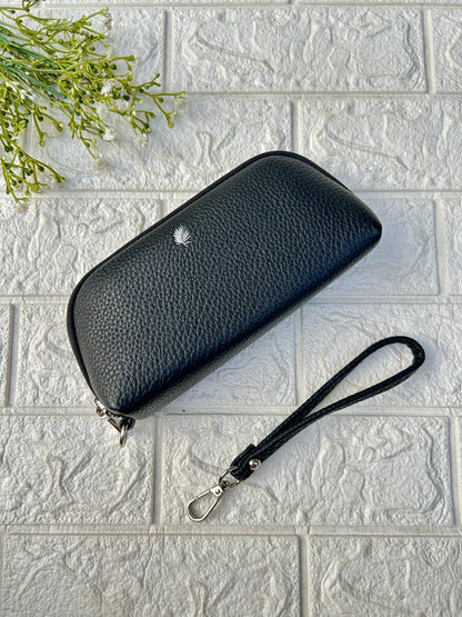 Wristlet pouch!