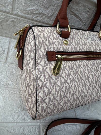 Vogue Hand Bag