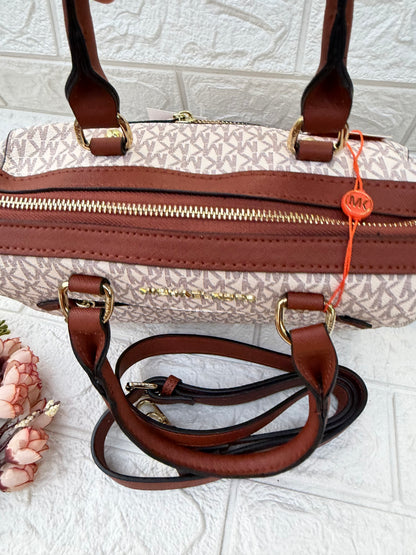 Vogue Hand Bag