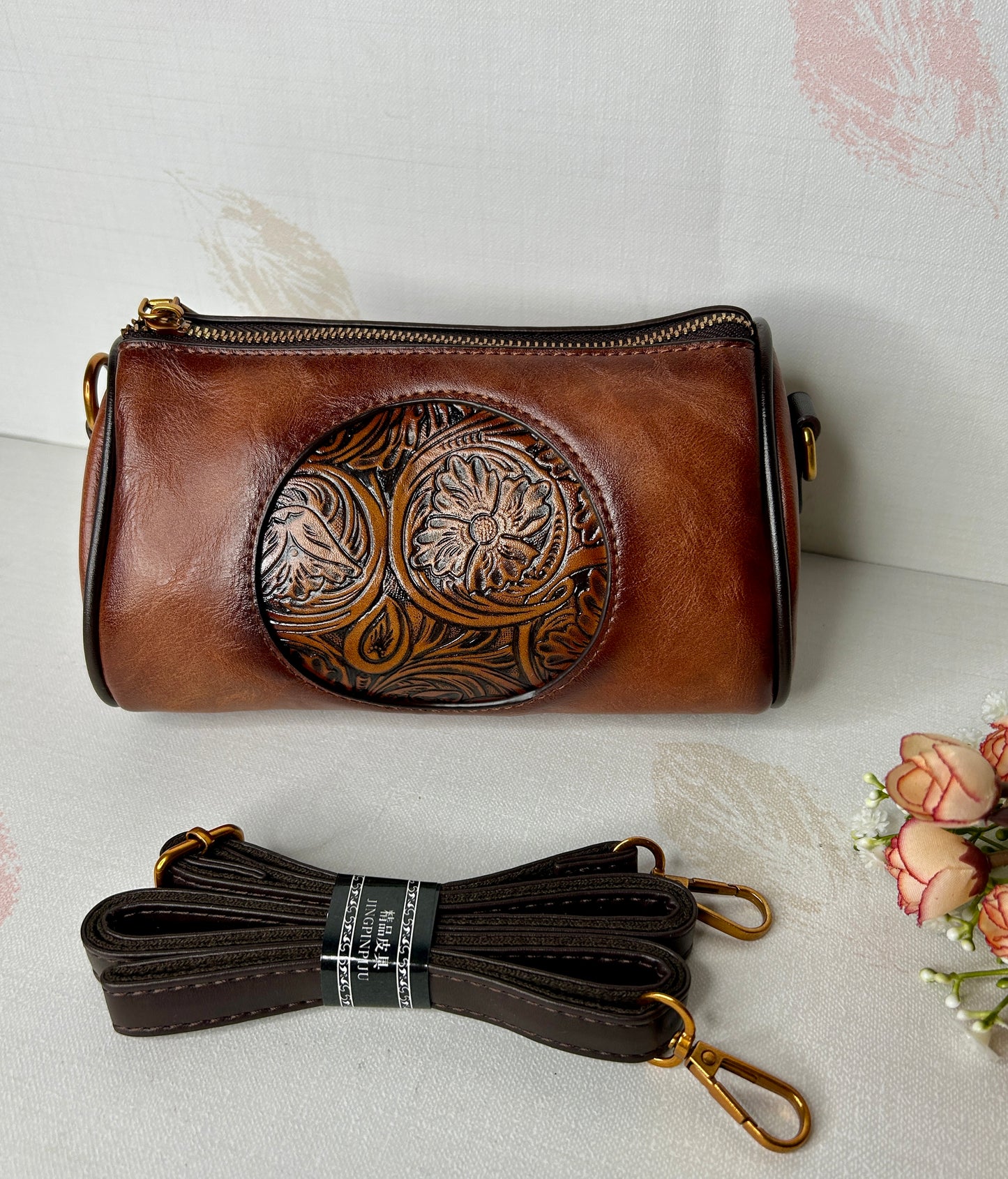Elara Sling Bag