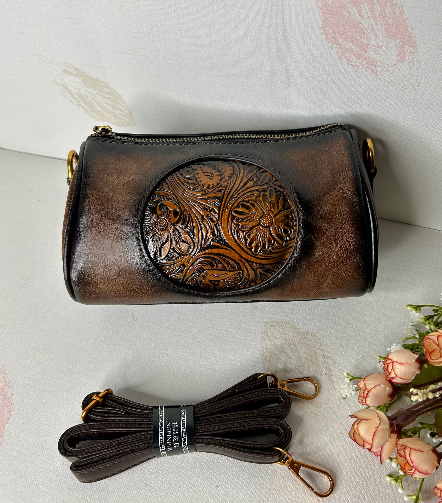 Elara Sling Bag