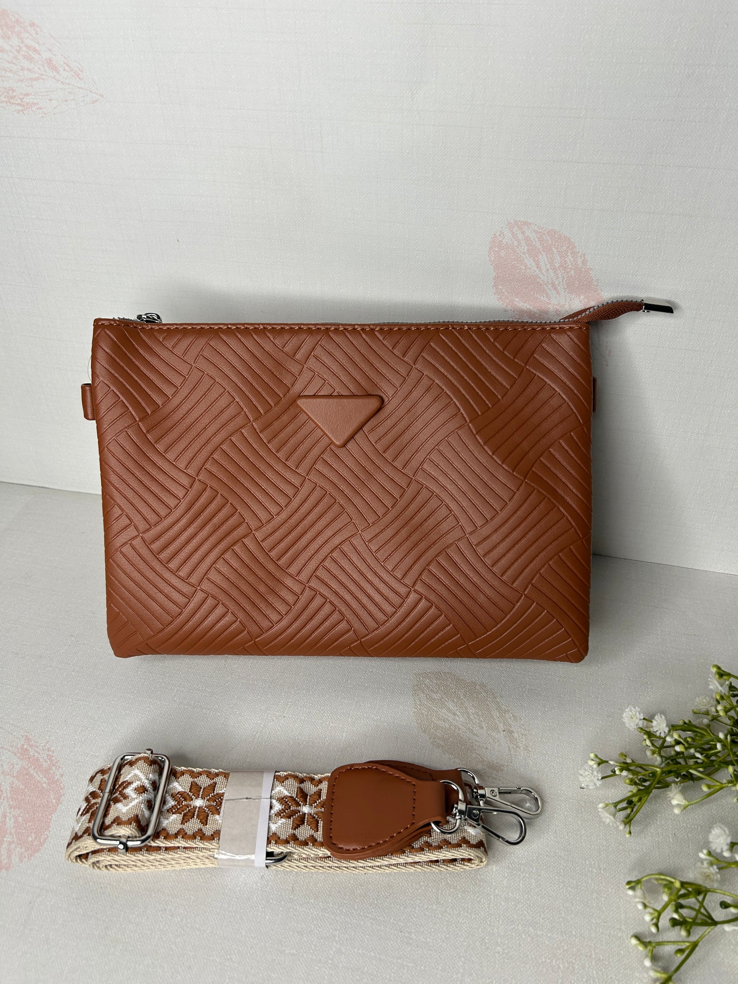 Belleza Sling Bag